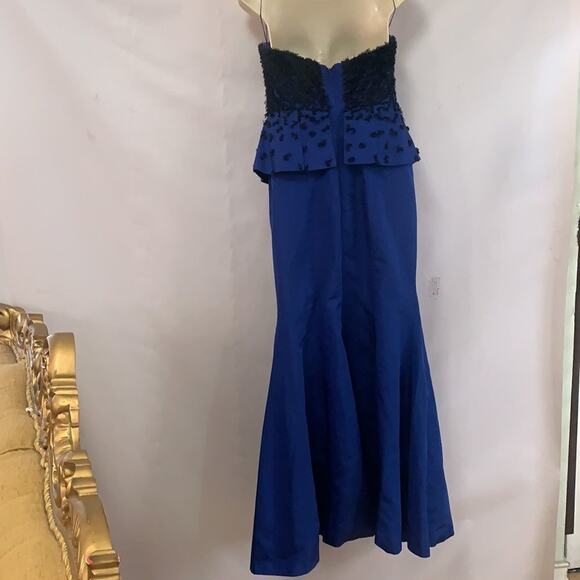 JASON WU RESORT 2010 STUNNING STRAPLESS 100% SILK GOWN SIZE 2 - Picture 2 of 11